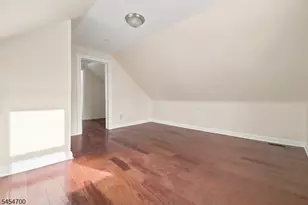 359 S 18th St, Newark, NJ 07103 - Photo 29