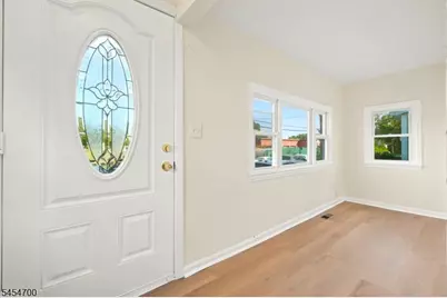 359 S 18th St, Newark, NJ 07103 - Photo 5