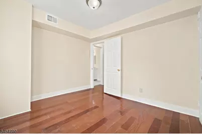 359 S 18th St, Newark, NJ 07103 - Photo 21