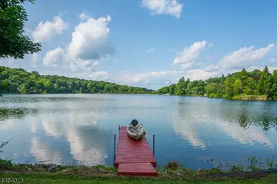 48 Lakeside Ave, Hardyston Township, NJ 07460 - Photo 13