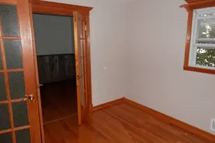 331 Boxwood Ct, Elizabeth, NJ 07202 - Photo 7