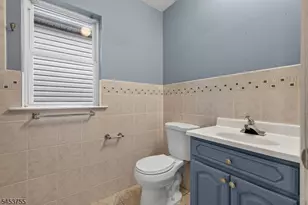 120 Marshall St, Elizabeth, NJ 07206 - Photo 17