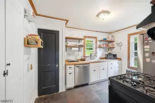 36 Hillside Ave, Newton, NJ 07860 - Photo 13