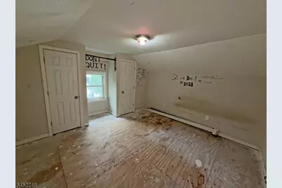 13 Linwood Pl, East Orange, NJ 07017 - Photo 9