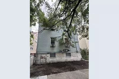 92 Huntington Ter, Newark, NJ 07112 - Photo 3