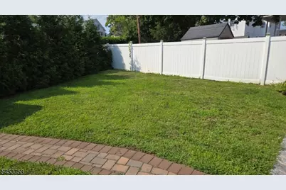 177 Watson Ave #2, West Orange Township, NJ 07052 - Photo 3
