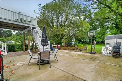 201 Linden Ave #1, Rahway, NJ 07065 - Photo 3