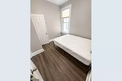 308 7th Ave, Newark, NJ 07107 - Photo 5