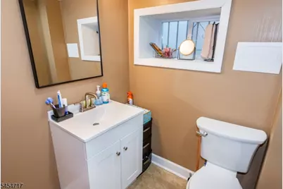 120 N Essex Ave, Orange, NJ 07050 - Photo 15