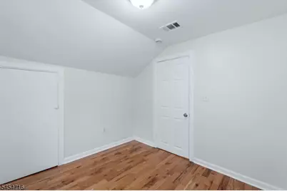 239 S 19th St, Newark, NJ 07103 - Photo 13