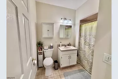 5302 Richmond Rd #302, West Milford, NJ 07480 - Photo 11