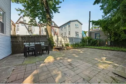 209 N 11th St, Newark, NJ 07107 - Photo 29
