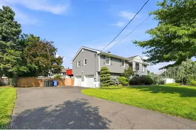 177 Truman Ter, Paramus, NJ 07652 - Photo 33