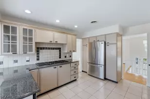 177 Truman Terrace, Paramus, NJ 07652 - Photo 11