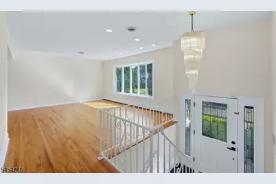 177 Truman Ter, Paramus, NJ 07652 - Photo 5