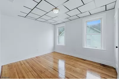 250 Elmwood Ave, East Orange, NJ 07018 - Photo 9