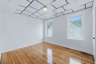 250 Elmwood Ave, East Orange, NJ 07018 - Photo 9