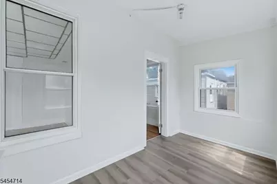 250 Elmwood Ave, East Orange, NJ 07018 - Photo 19