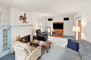 4 Doering Way, Cranford Township, NJ 07016 - Photo 3