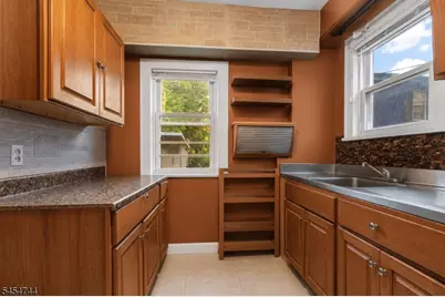 489 N Clinton St, East Orange, NJ 07017 - Photo 7