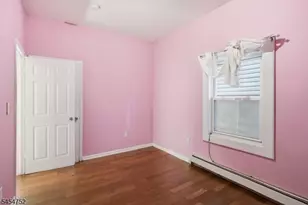 693 S 20th St, Newark, NJ 07103 - Photo 11