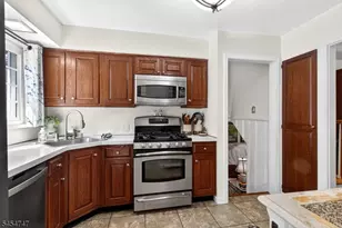111 Woodland Rd, New Providence, NJ 07974 - Photo 13