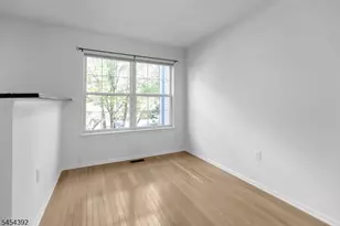 9 Knox Ct, Bernards Township, NJ 07920 - Photo 11
