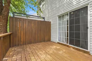 9 Bridge Pointe Dr, Old Bridge Township, NJ 08879 - Photo 3