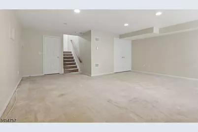 9 Bridgepointe Dr, Old Bridge Township, NJ 08879 - Photo 9