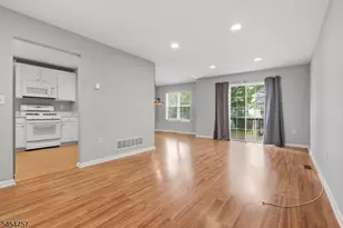 9 Bridge Pointe Dr, Old Bridge Township, NJ 08879 - Photo 15