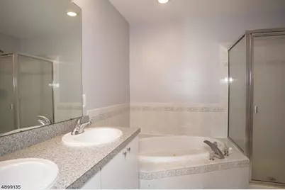 443 Hartford Dr, Nutley, NJ 07110 - Photo 9