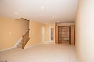 443 Hartford Dr, Nutley, NJ 07110 - Photo 15