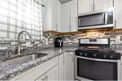 62 Pinetree Dr, Sayreville Boro, NJ 08859 - Photo 13