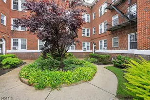 2 Altamont Ct, Morristown, NJ 07960 - Photo 3