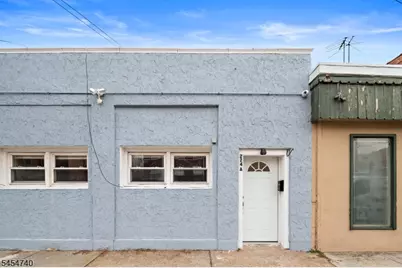 224 Macarthur Ave, Garfield, NJ 07026 - Photo 27