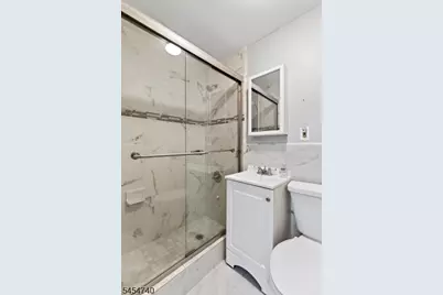 224 Macarthur Ave, Garfield, NJ 07026 - Photo 9