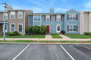 162 McNair Ct, Franklin Township, NJ 08873 - Photo 1