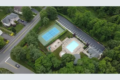 15 Averell Dr, Parsippany, NJ 07950 - Photo 23
