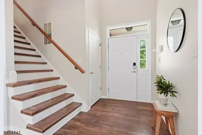 31 Bouwrey Pl, Readington, NJ 08889 - Photo 3
