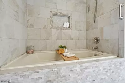 31 Bouwrey Pl, Readington, NJ 08889 - Photo 23