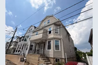135 Hobson St, Newark, NJ 07112 - Photo 3
