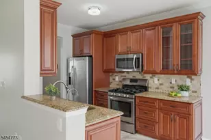 13 Reins Ct, Franklin Township, NJ 08873 - Photo 21