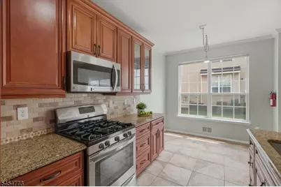 13 Reins Ct, Franklin Township, NJ 08873 - Photo 19
