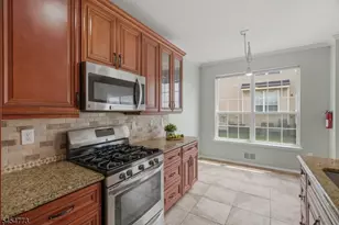 13 Reins Ct, Franklin Township, NJ 08873 - Photo 19