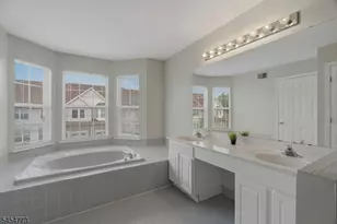 13 Reins Ct, Franklin Township, NJ 08873 - Photo 29