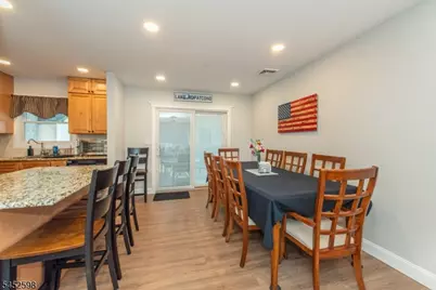 115 New York Ave, Jefferson Township, NJ 07849 - Photo 7