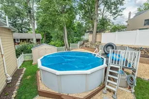 115 New York Ave, Jefferson Township, NJ 07849 - Photo 13