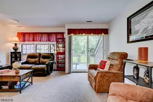 20E Quincy Ln, West Milford, NJ 07480 - Photo 5