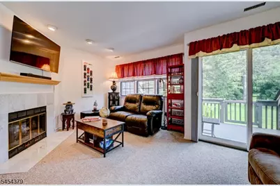 20E Quincy Ln #E, West Milford, NJ 07480 - Photo 7
