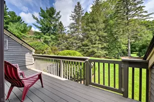 20E Quincy Ln, West Milford, NJ 07480 - Photo 27